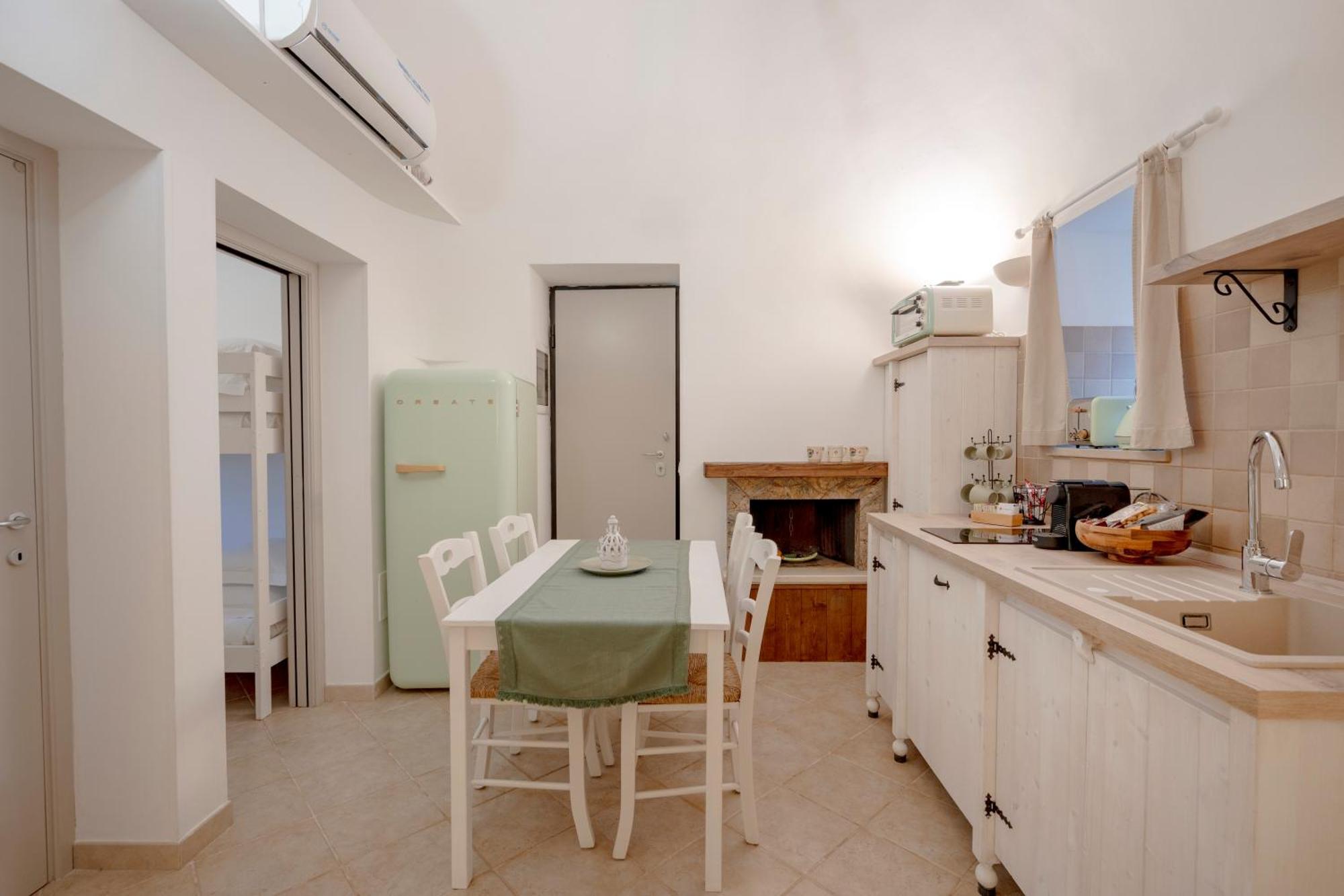 Вилла Trulli Relais Кастеллана-Гротте Экстерьер фото